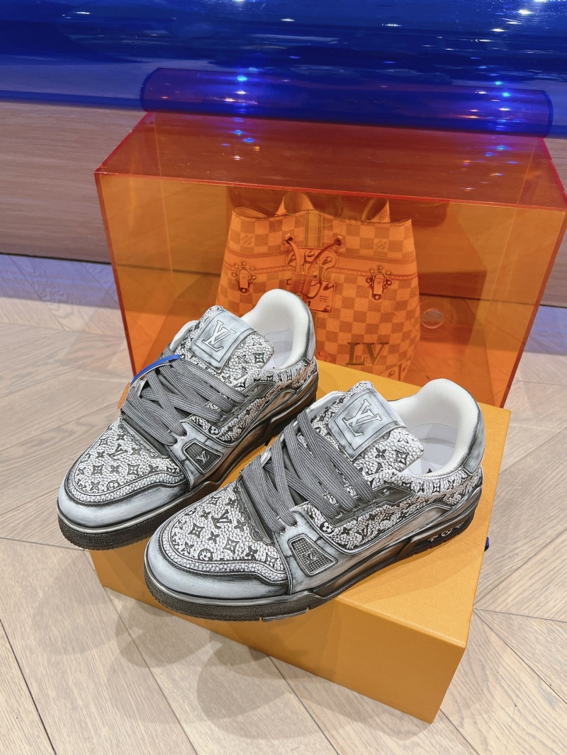 Louis Vuitton Sneakers